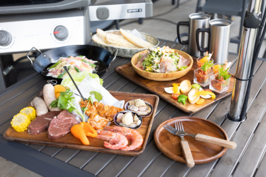 【贅沢な厚切り牛ヒレ肉バーベキュー】
牛ヒレ肉は、サーロインとならぶ高級部位。
脂身が極めて少なく、とても柔らかいのが特徴です。