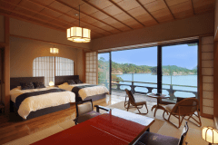 【12.5帖（ツイン）】どこまでも広がる海と空に、開放的な気分が味わえます。