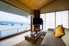 4階 窓側 4階 窓側