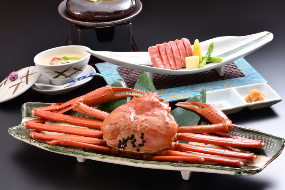 [Winter Only! Crab AND Omi Beef!] Savor the taste of snow crab, king of winter foods, and certified Omi beef!