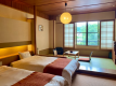 Japanese-style room & twin second floor (non-smoking room) /2樓日西合璧客房（2張床+4張榻榻米）【禁煙】