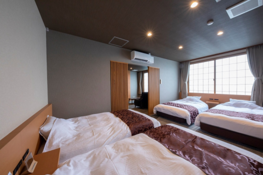 2019年7月リニューアル♪【西館（禁煙）】特室　フォース 　ベッド4台でのんびり