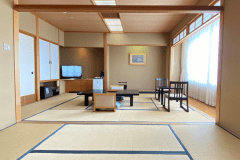 【花館（禁煙）】２間続きの和室（8畳と10畳）のお部屋一例