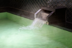 【素泊り】≪食事なし≫お日にち限定！開湯120年湯元上山田ホテルの源泉かけ流し天然温泉を愉しむ