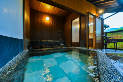 ■松葉-まつば-和室メゾネット 1階＋2階■一階和室 8帖+二階6帖