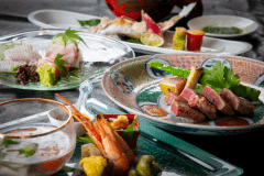 은신처에서 즐기기 ◆풍요로운 자연과 객실 노천에서 우아한 시간을 ◆1박2식 포함 플랜