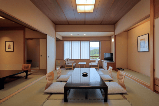 花翔館二間（和室10畳+8畳 バス・トイレ付）【禁煙】