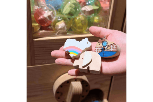 【お子様はどうぶつガチャ券付き】花巻おもちゃ美術館コラボ　Live&times;Buffet「ヒカリノモリ」バイキングプラン