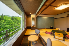 渓流 和室(南山館 和室10畳)【禁煙ルーム】(定員4名) 渓流 和室(南山館 和室10畳)【禁煙ルーム】(定員4名)
