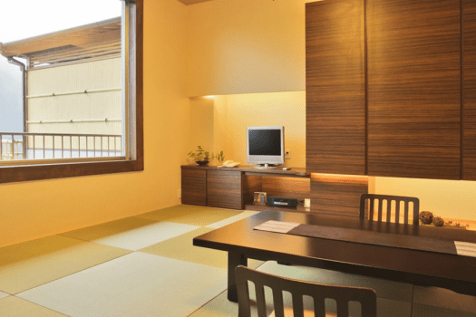 3F　一般客室　本館　302・303