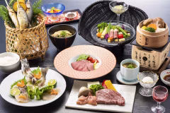 阿波特選会席:当館人気第1位の会席料理。あめご姿造り、阿波牛鉄板焼き、鹿肉ローストなど、お楽しみください。