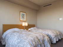 【海◯】洋室ツイン＜バス・トイレ付＞禁煙