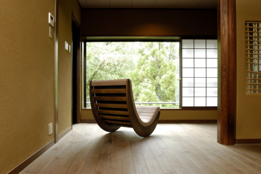 板間のリビング+和室10畳+寝室(布団)+温泉足湯
温泉掛流し露天風呂付客室「穂波(ほなみ)」100平米全1室
足湯で語らい、信楽焼の露天風呂でざぶんと溢れる湯の贅沢。
寝室は、小上がりの板間に布団を設えております。
丹波の古民家を彷彿とさせる、どこか懐かしい雰囲気のお部屋。
ゆったりとお風呂や足湯に浸かりながら、四季折々の風景をお愉しみください。 板間のリビング+和室10畳+寝室(布団)+温泉足湯
温泉掛流し露天風呂付客室「穂波(ほなみ)」100平米全1室
足湯で語らい、信楽焼の露天風呂でざぶんと溢れる湯の贅沢。
寝室は、小上がりの板間に布団を設えております。
丹波の古民家を彷彿とさせる、どこか懐かしい雰囲気のお部屋。
ゆったりとお風呂や足湯に浸かりながら、四季折々の風景をお愉しみください。