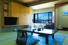 【小国川沿いの眺望】和室13畳【Wi-Fi完備/トイレ付】