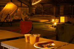 【天候気にせず屋内キャンプ◆手ぶらでBBQ＋芋煮セット付】〆は定番&ldquo;芋煮カレーうどん&rdquo;（1日1組限定）｜★公式HPからのご予約が1,100円お得！公式HP4大特典付き★