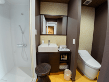 【露天付客室】洋室20平米+源泉かけ流し露天風呂　シャワー付