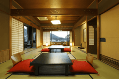 総畳数17畳以上◆伝統の趣～次の間付客室【禁煙】