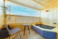 [白鹿~Hakushika~]Guest room with an open-air bath with a view of Todaiji Temple and Mt. Wakakusa