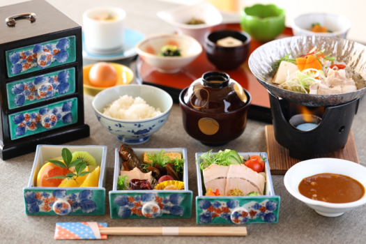 朝の光を気持ちよく受けながら食べるご朝食。心と身体が蘇ります。
