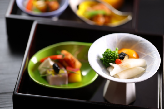 お料理で高山村の季節をお楽しみください。