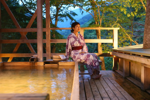 【個室食確約】＜贅沢ご飯＞ 周りを気にせずのんびりと　無料の貸切露天風呂でリラックスステイ