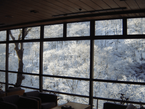 【一泊朝食】信州の恵み豊かな朝食と掛け流し温泉を満喫【チェックイン21時まで】