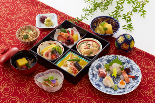 箱盛膳（旬のお造り）
（画像はイメージです。月ごとに使用する食材が変わります。）