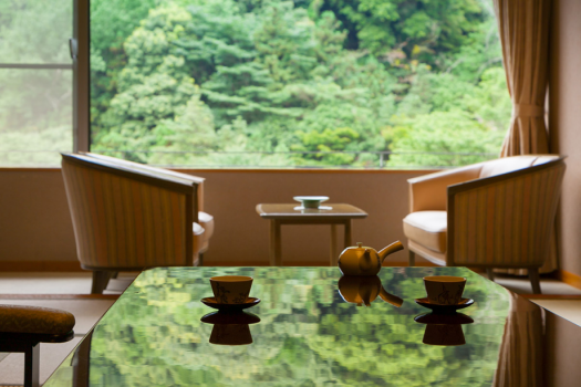 【露天風呂付き客室×リニューアル＆ご愛顧一周年・部屋食】今だけ！夏の露付き“特別価格”プラン