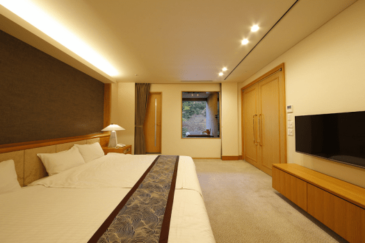 内设&ldquo;天空的露天浴池&rdquo;的皇家套房