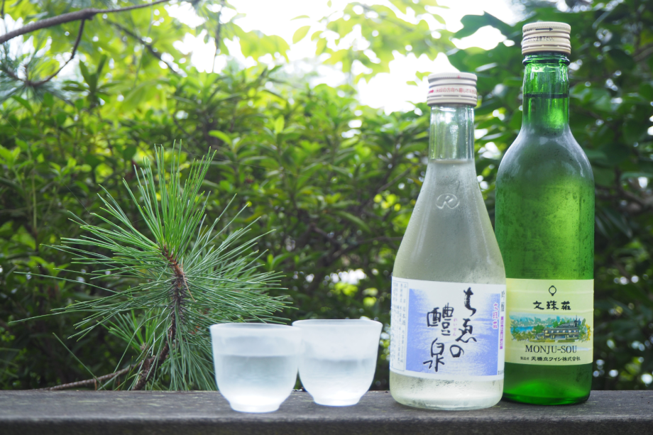 文珠荘オリジナル冷酒「ちえの醴泉」又は天橋立ワインと共にお食事をお楽しみください。