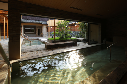 2023年4月リニューアルオープン　天橋立温泉は美肌の湯とも呼ばれていてしっとりとした泉質です。