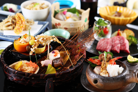 秋の味覚会席　松茸の土瓶蒸しなど　※料理イメージ