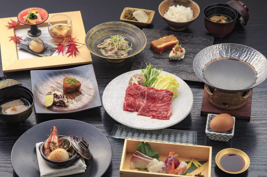 くまもと和牛×旬魚会席で舌鼓！和モダンなお部屋で非日常のひとときを♪