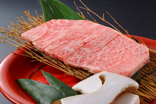 最高級のA5前沢牛を囲炉裏でご堪能！