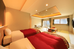 ★2023年冬リニューアル客室★
【和洋室】和室12畳＋2ベッド＋シャワー
※禁煙ルームになります。
（シモンズベッド採用♪＋ウォシュレットトイレ付