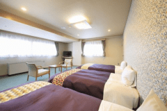 洋室シモンズベットルーム＋シャワー＋トイレ※禁煙※H