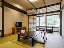 【和室】瑞鳳楼４名定員和室１０畳間