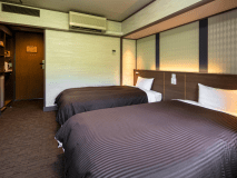 【洋室】瑞雲楼洋室ツイン山側（１８．６平米）