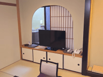 温泉露天風呂付客室１０畳（眺望無し）