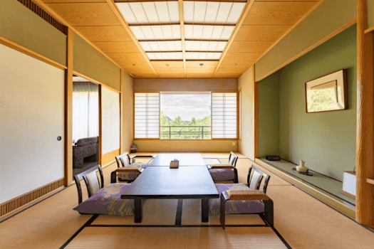 特別室<和室12畳+応接間6畳>(特別室<里山の景色を一望>)一例 特別室<和室12畳+応接間6畳>(特別室<里山の景色を一望>)一例