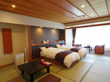 [Non-smoking] 2-bed Japanese-Western style room 22 square meters [Reopened in July 2019]