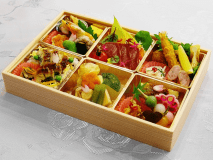 松花堂弁当／折鶴蘭★★