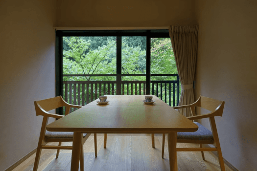 [Ten] Western-Style Room with Circular Hinoki Open-Air Bath (Annex &ndash; Bigeian)