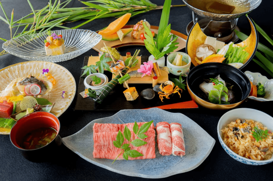 沖縄と北海道の厳選された食材で仕上げた名嘉真会席