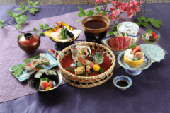 Standard [Hida-Beef ] or [Hida Kenton pork ]hot pot Kaiseki Plan