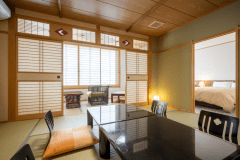 エレベーターに近い★【シモンズのベットで快適和洋室】