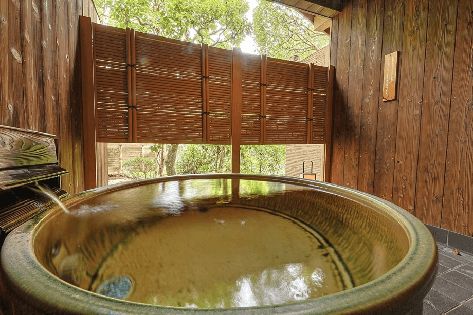 露天風呂付き客室・曲水亭・桐壺