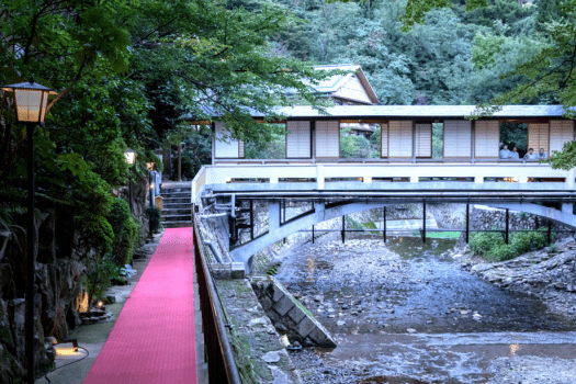 【黒毛和牛竹蒸し＆創作和食ビュッフェ】メイン料理２品と約５０種のビュッフェで心に残るひととき♪