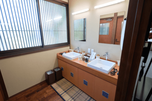 ファミリーデラックス（洗面所）