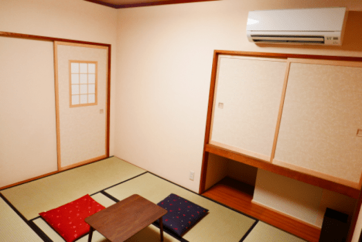 Japanese ensuite Room ( 2-3 people )